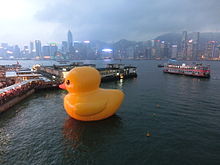 hk_tst_night_big_rubber_duck_by_florentijn_hofman_victoria_harbour_city_view_star_ferry_piers_may_2013