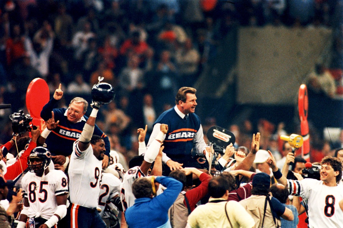 Chicago Bears win Super Bowl XX