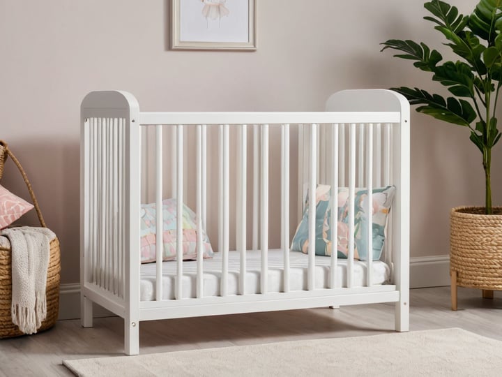 Mini-Crib-2