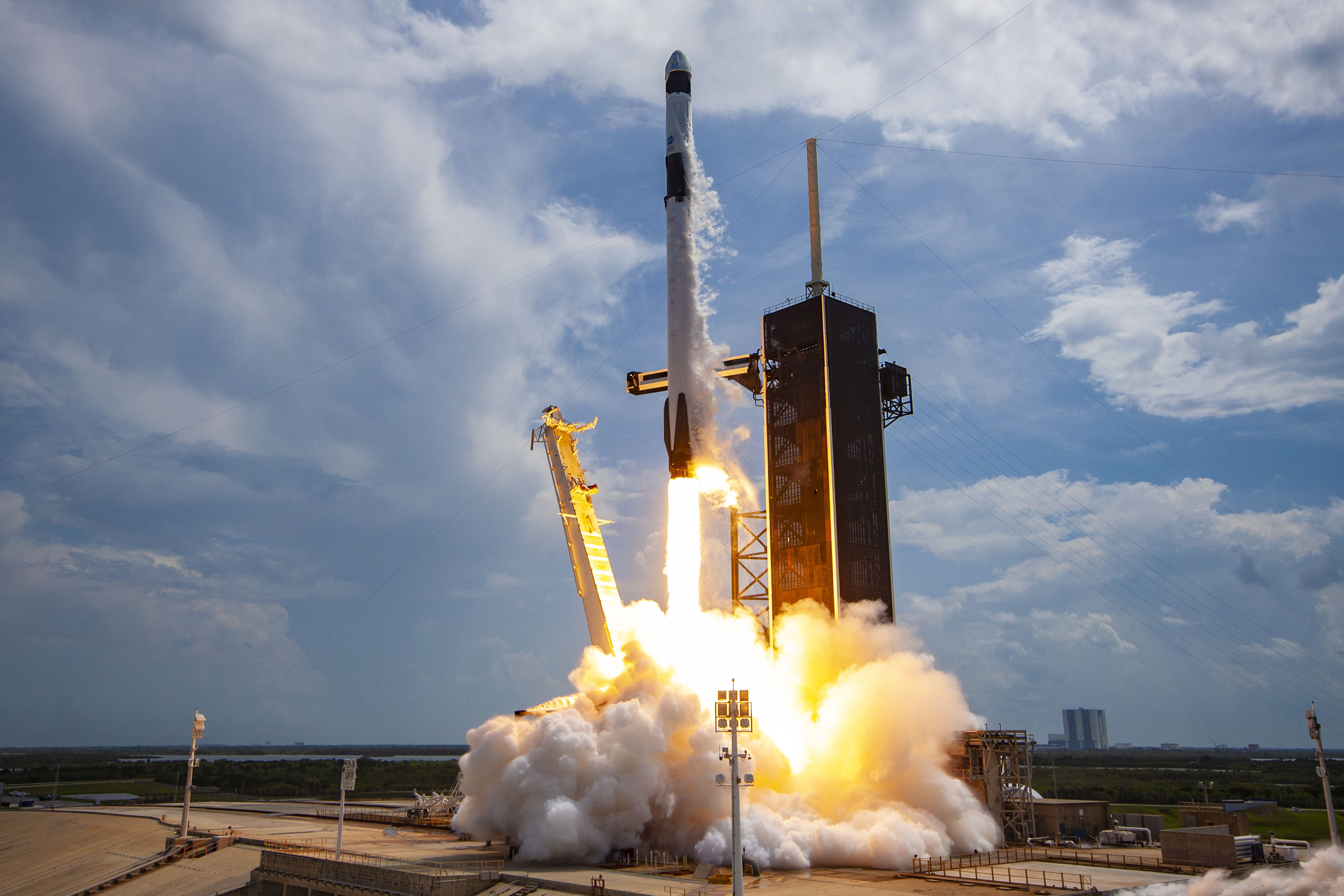 [SpaceX via Getty Images]{.credit}