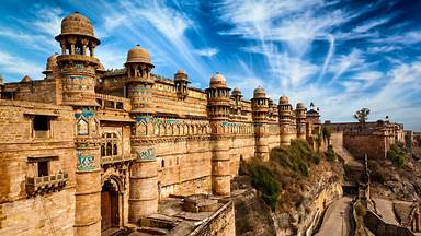 https://cn.bing.com/th?id=OHR.GwaliorFortMP_ZH-CN3300432281&w=384&h=216