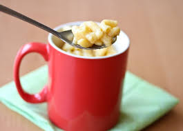 MAC AND CHEESE IN MUG