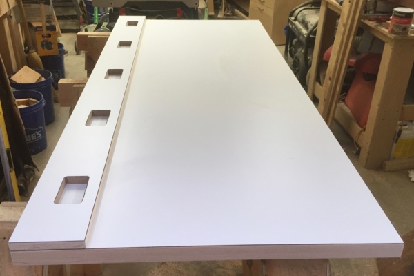 Bench top with formica and rounded edges