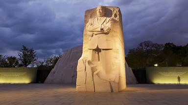 Martin Luther King Jr. Memorial, Washington, DC (© kropic1/Shutterstock)