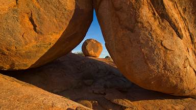 Karlu Karlu/Devils Marbles Conservation Reserve, Australia (© Yva Momatiuk and John Eastcott/Minden Pictures)