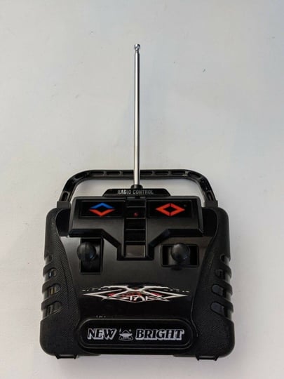 new-bright-radio-controlled-17-inch-6-volt-mastercraft-boat-27-mhz-1