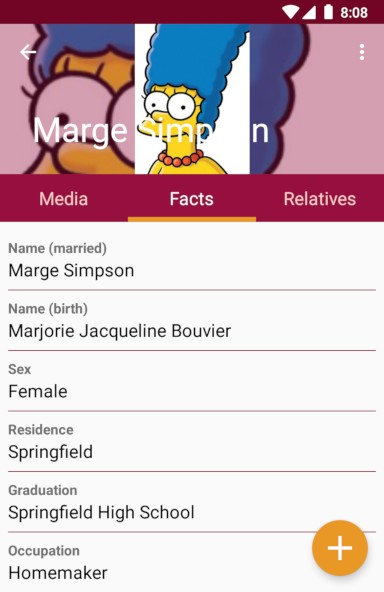 Marge Simpson profile