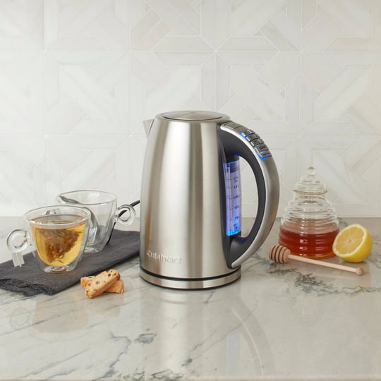 cuisinart-perfectemp-cordless-electric-kettle-1