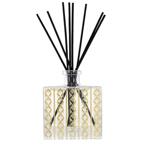 nest-holiday-reed-diffuser-1