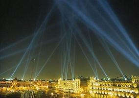 Vectorial Elevation, 1999, Rafael Lozano-Hemmer