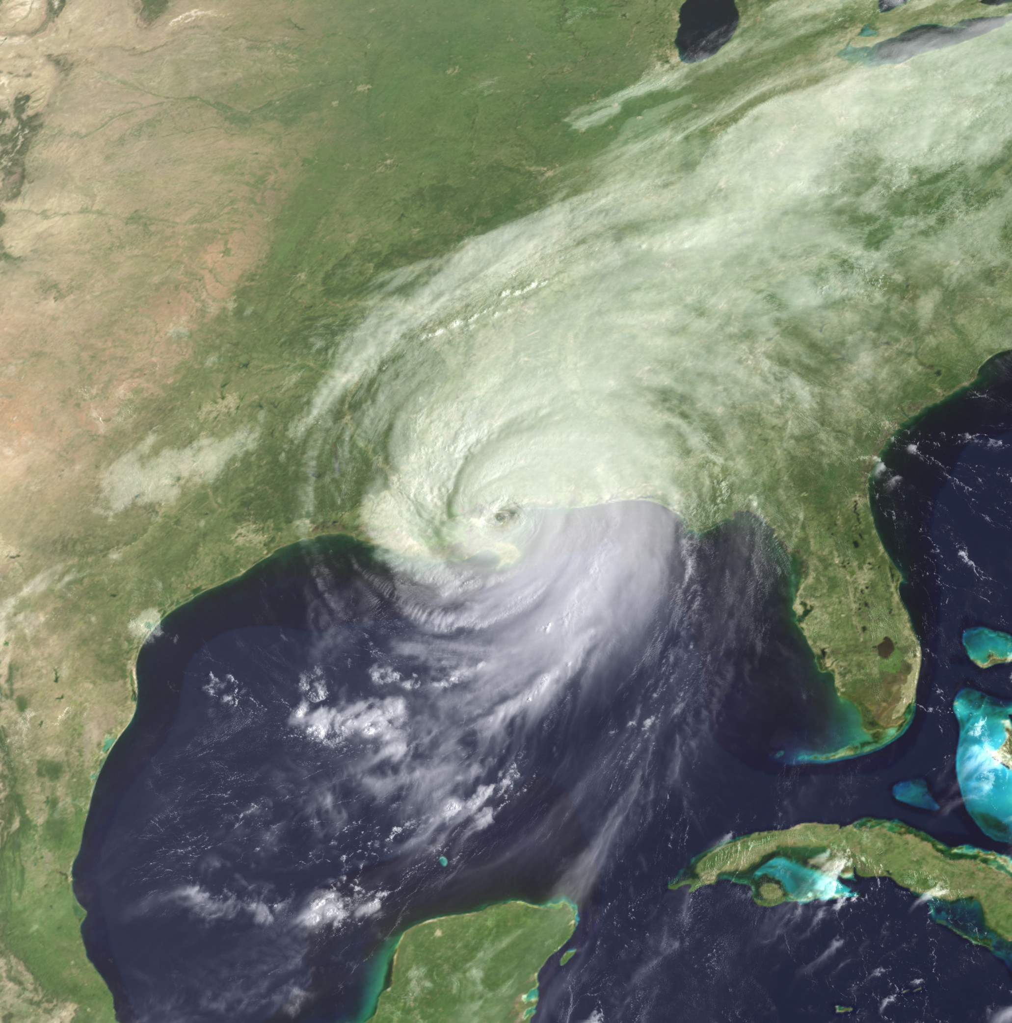 hurricane Katrina making landfall