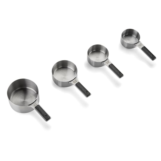 cuisinart-4-piece-magnetic-measuring-cup-set-1