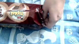TopKek unboxing exclusive! First look hands-on ETI Topkek Hazelnut and Cocoa Cupcake