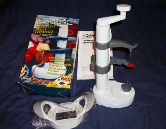 sweda-safety-peel-potato-peeler-1