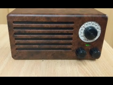 A video showing a `time machine radio` made possible by a Raspberry Pi Zero