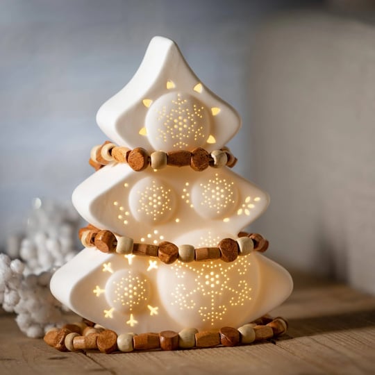 carved-wooden-beaded-garland-1