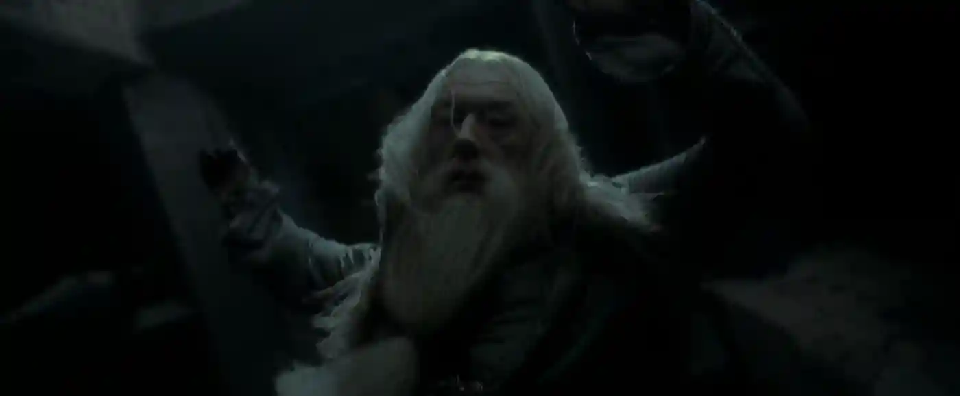 hp_dumbledore_falling