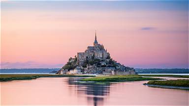 https://cn.bing.com/th?id=OHR.MichelSunset_ZH-CN0822968543&w=384&h=216