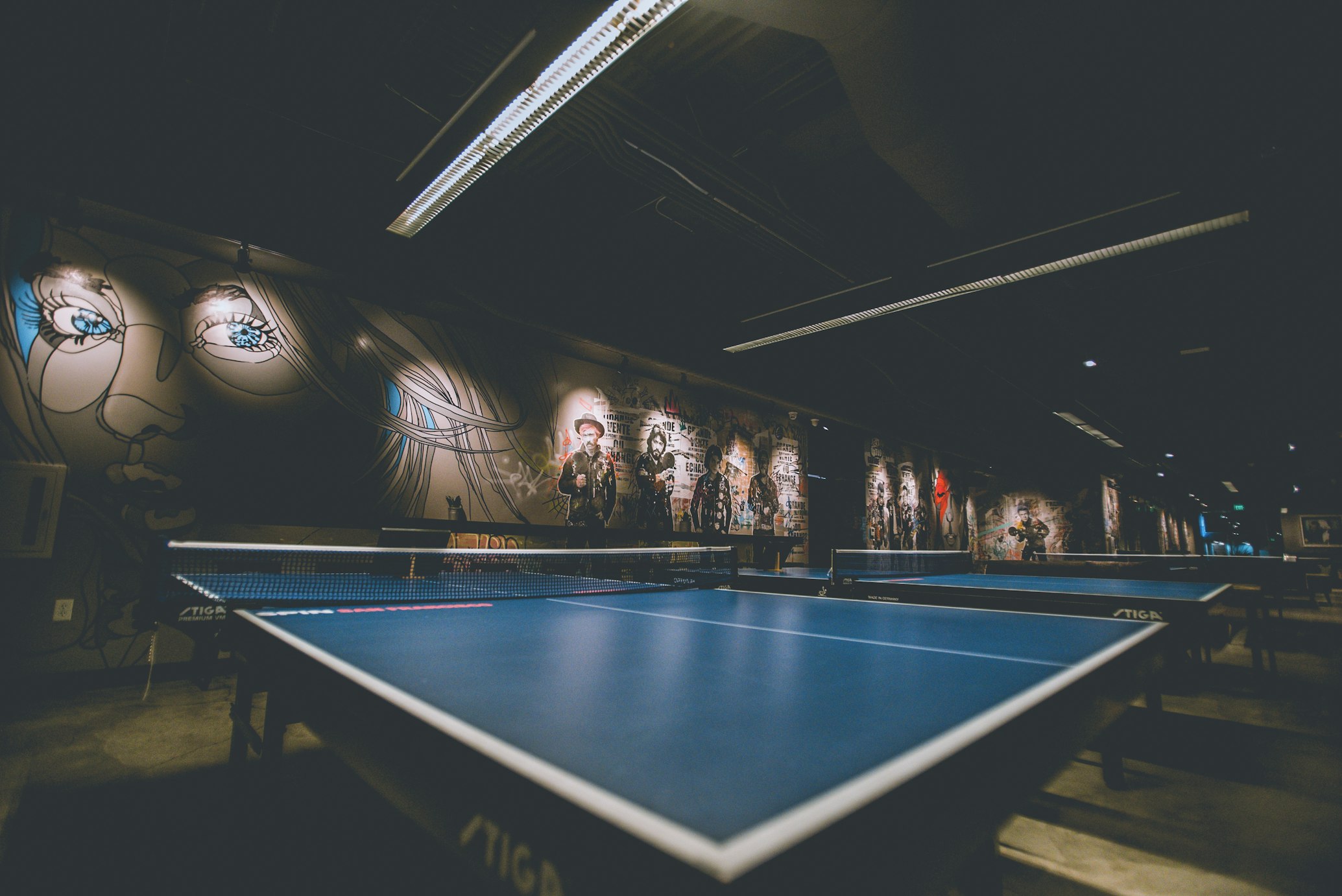 Image of a ping-pong table