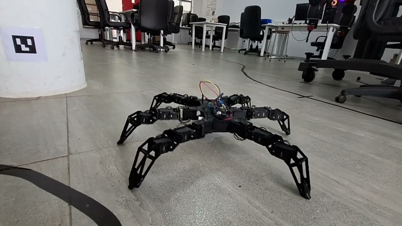 Démonstration de l'hexapode télécommandé