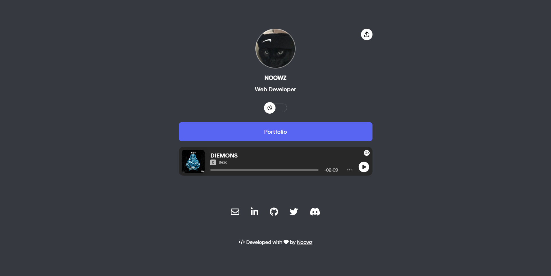 Desktop (Dark Theme)