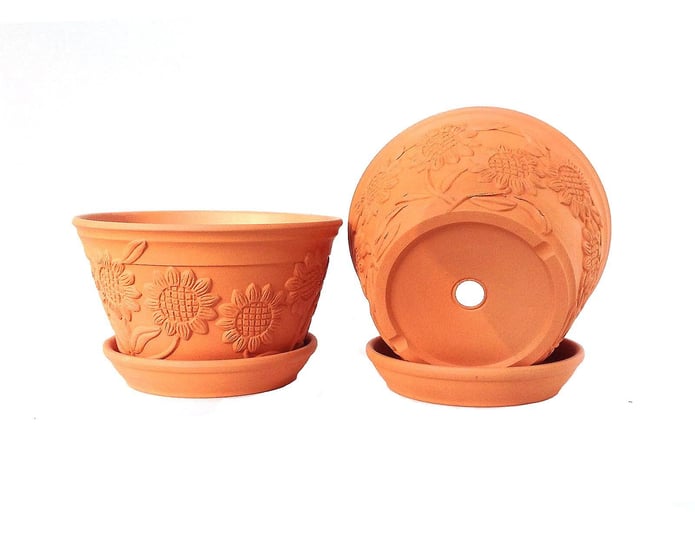 set-of-2-raised-sunflower-embellished-natural-terracotta-garden-pot-with-tray-1
