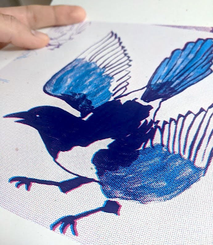 Printed magpie