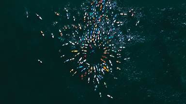 'Paddle Out for Unity' event in San Diego, California (© Brandon Colbert Photography/Getty Images)