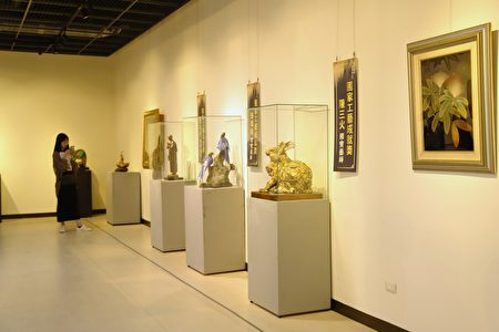 “百工风华 诸罗献艺”展览，9月28日至10月8日在嘉义县梅岭美术馆隆重登场，图为展场一隅。