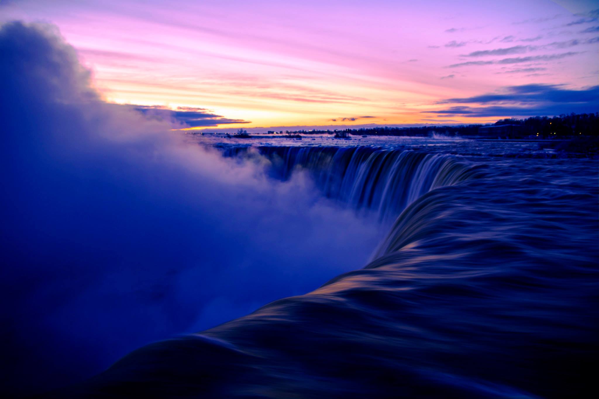 niagara falls sunrise