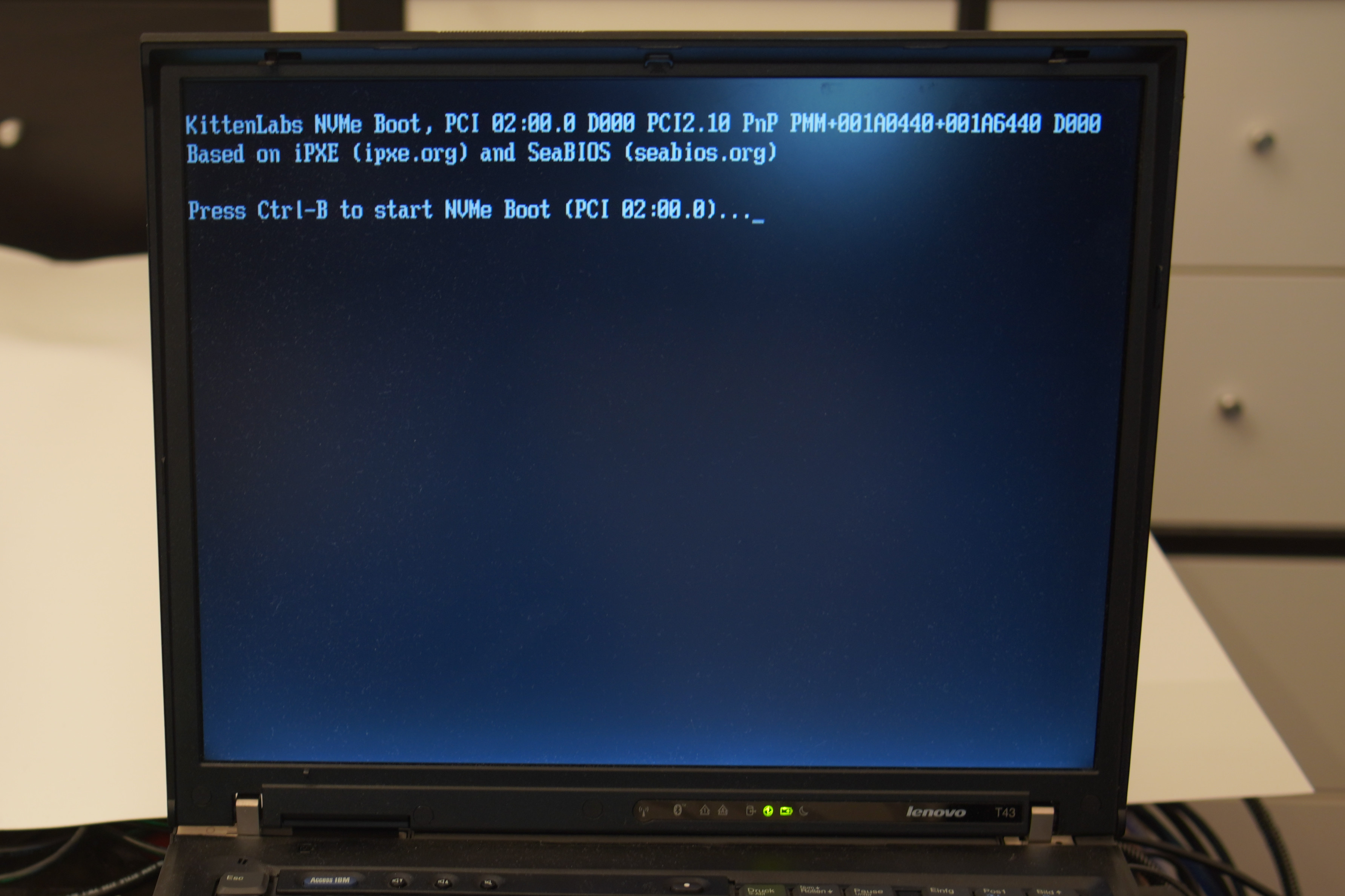T43 showing the NVME BIOS init message