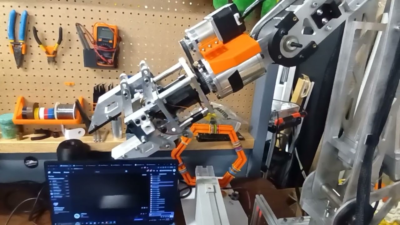 GitHub - justin-zz/robotic-arm-player: Plays tunes on a robotic arm ...