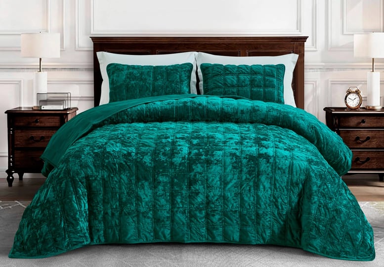 chezmoi-collection-piers-emerald-green-velvet-quilt-king-set-3-piece-lush-plush-distressed-velvet-be-1
