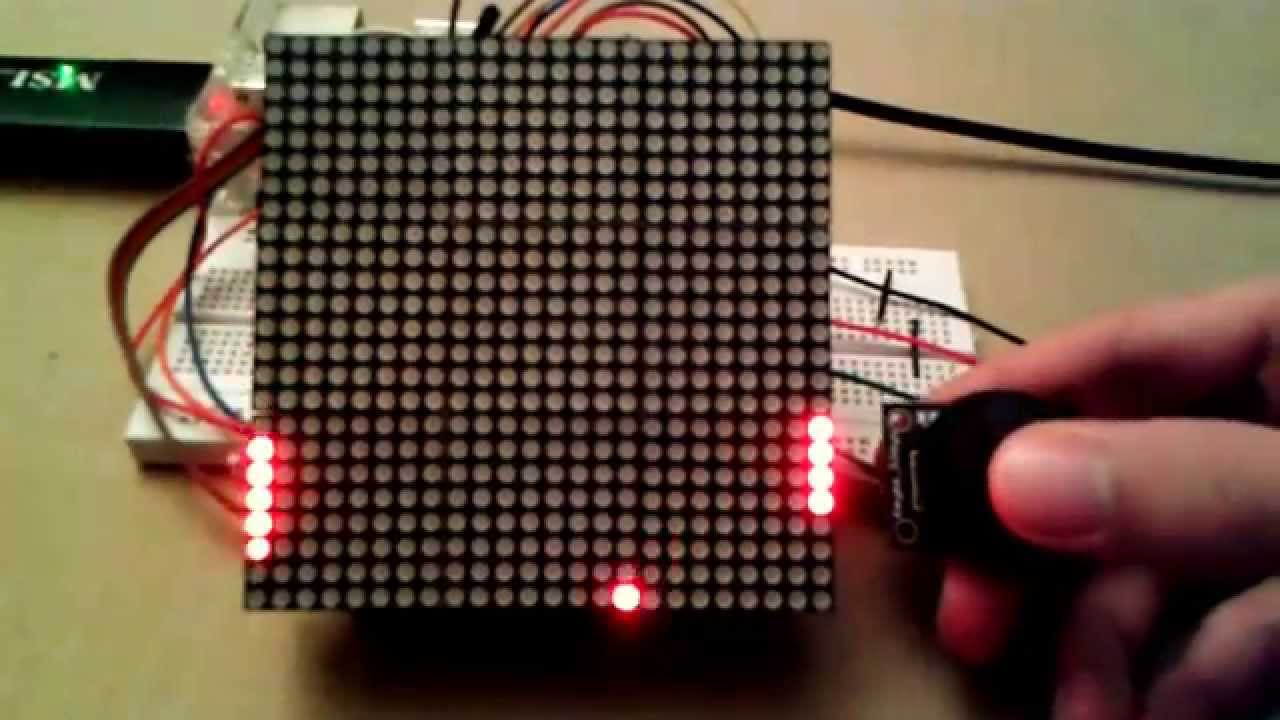 Playing Pong on Max7219 Matrices (RaspberryPi)