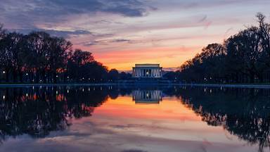 Lincoln Memorial, Washington, DC (© Steve Whiston/Fallen Log Photography/Getty Images)