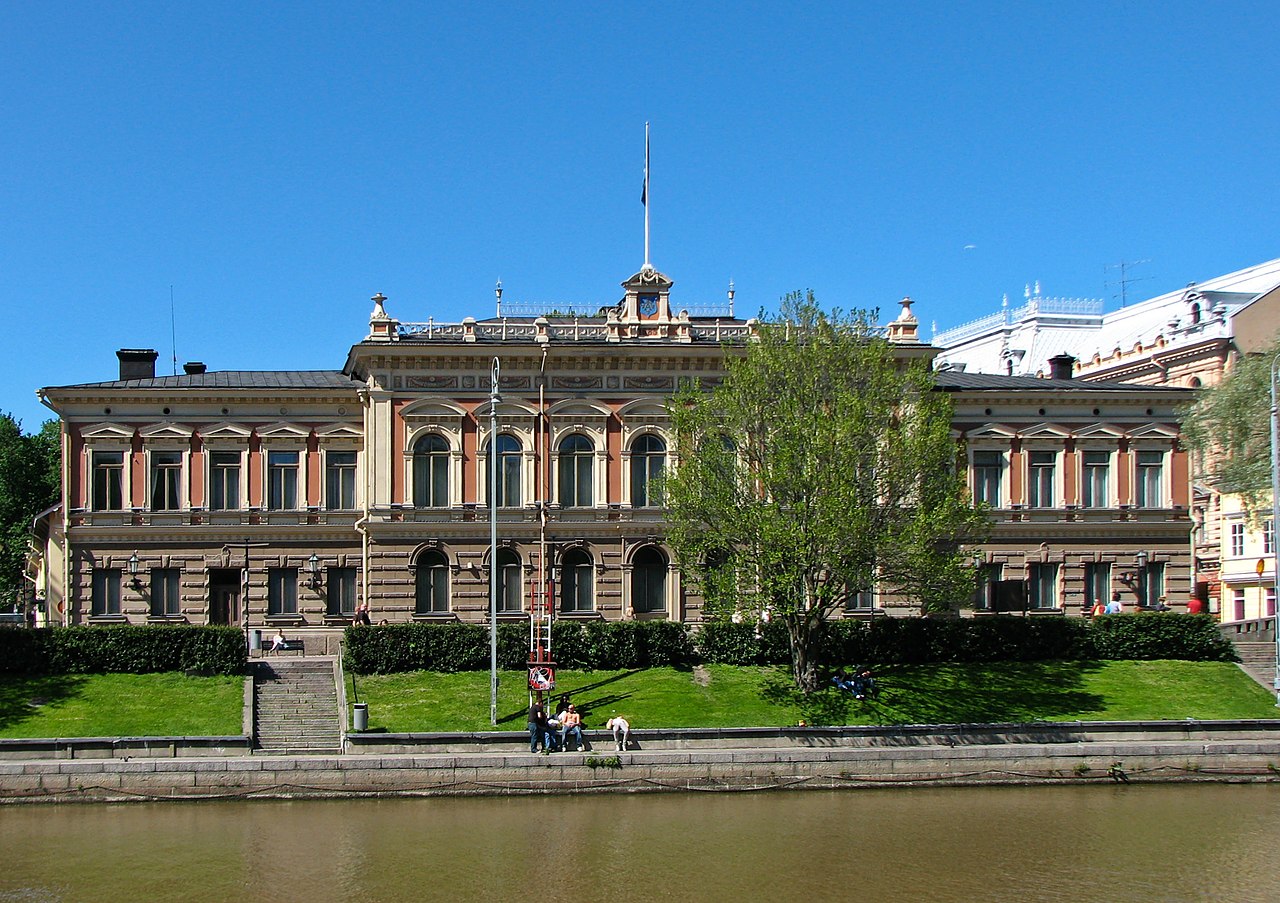 turku old town hall image