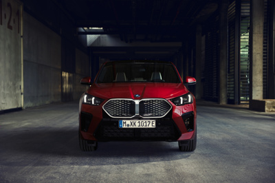 BMW iX2 xDrive30