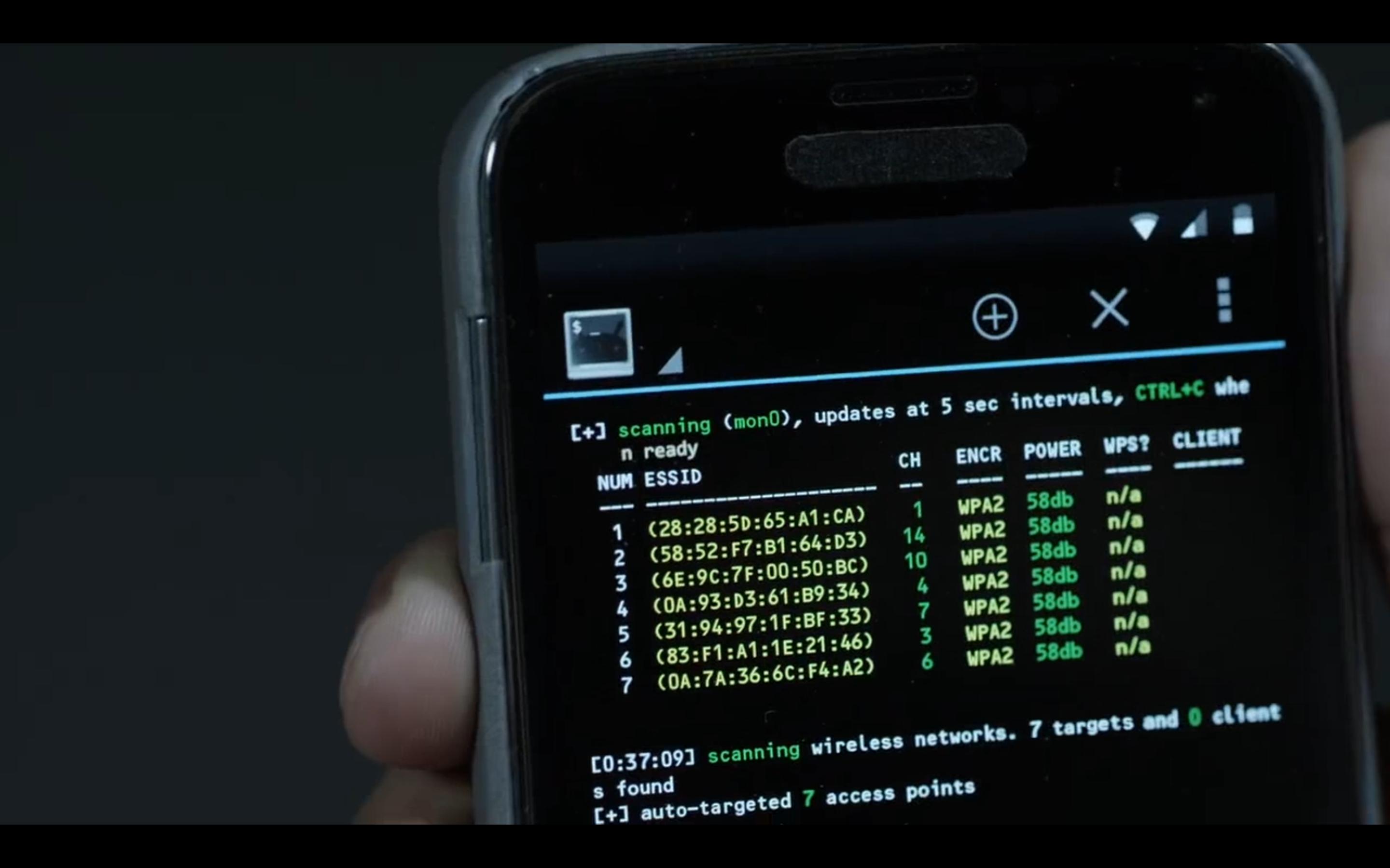 Elliot's Android phone runs a version of Wifite to find nearby networks, :robot: screenshot 📷