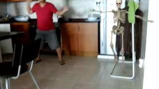 Ahhhh a skeleton dancin  with my dad