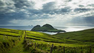 St. Finian's Bay, County Kerry, Ireland (© Atlantide Phototravel/Getty Images)