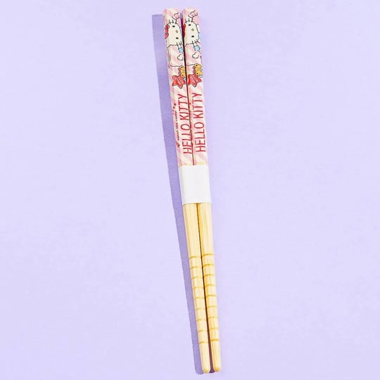daiso-hello-kitty-candy-time-bamboo-chopsticks-1