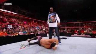 WWE RAW 19 10 09 Snoop Dogg Spears Chavo Gurrerro