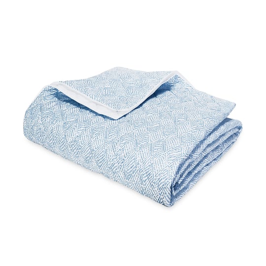 duma-diamond-quilt-matouk-sky-full-queen-quilt-1