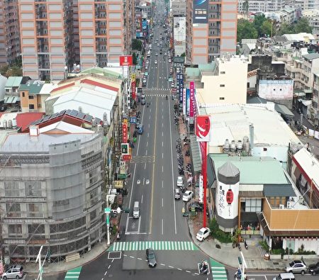  新民路以东，施工前街景。