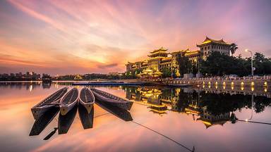 https://cn.bing.com/th?id=OHR.DragonBoat2022_ZH-CN2392684688&w=384&h=216