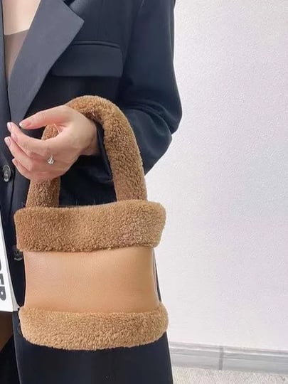 teddy-bucket-bag-vegan-shearling-brown-1