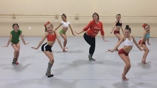 Club Dance Studio | Kelly Clarkson - Underneath the Tree | Choreography