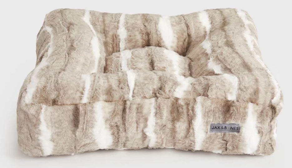 aspen-pillow-top-bed-1
