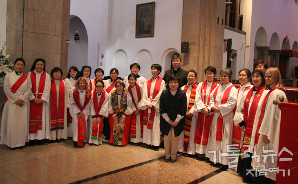 http://www.catholicnews.co.kr/news/photo/201104/5134_13560_1845.jpg?wodth=45 0