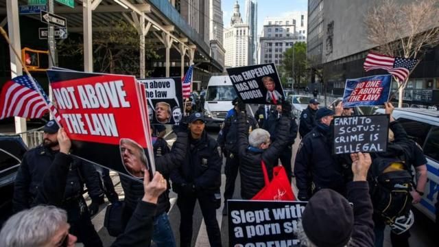 Protesters and supporters of Donald Trump have taken to the streets near the court during the trial